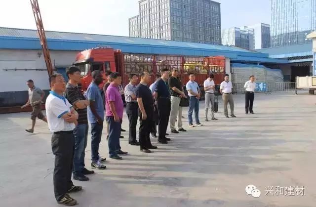 李沧|记事|湖北省住建厅、设计院领导及专家一行 莅临星河集团参观指导